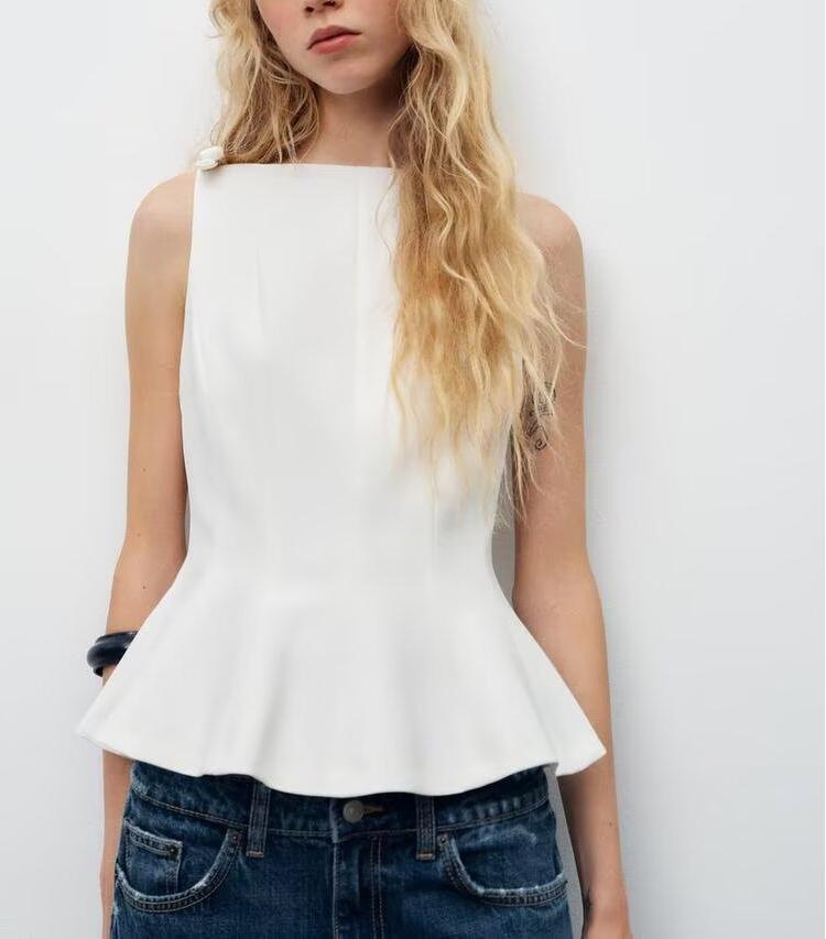 Sleeveless Lace Trim Camisole Top