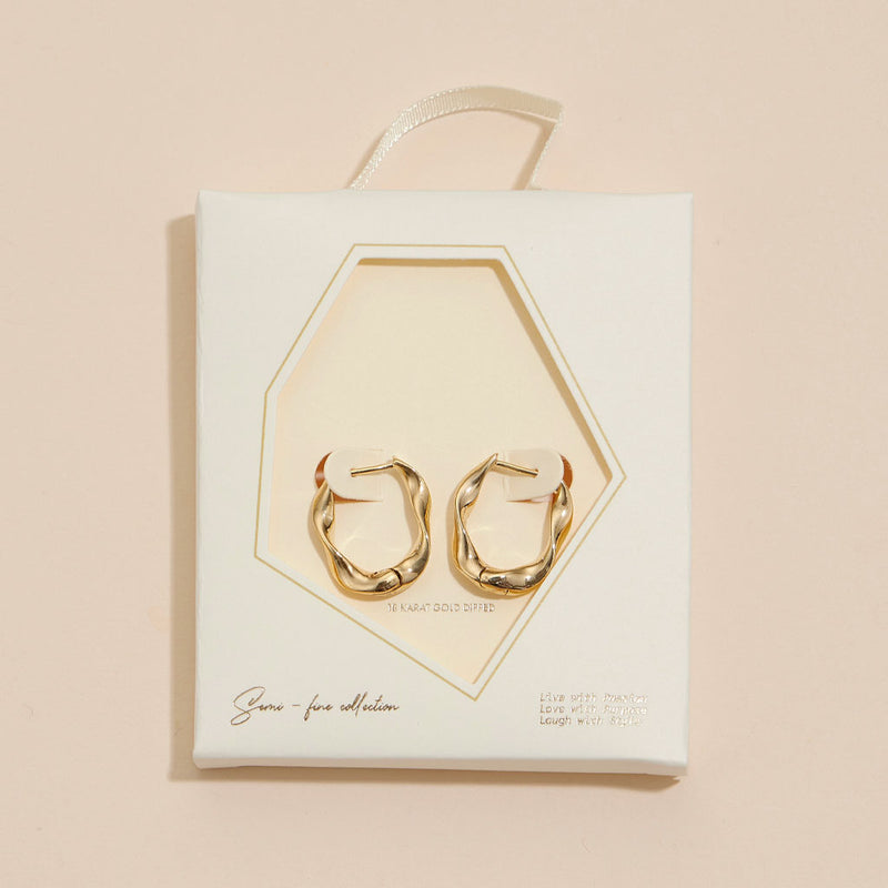 Wavy 18K Gold Dip Hoop Earrings