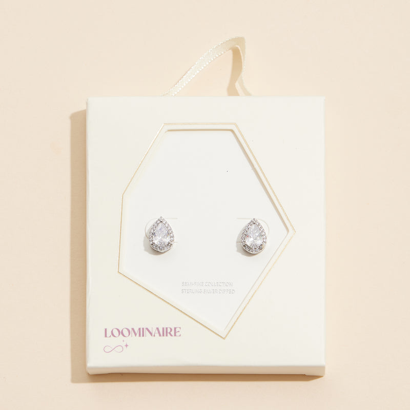 Pear-Shaped Gold Stud Earrings with Diamond Accents