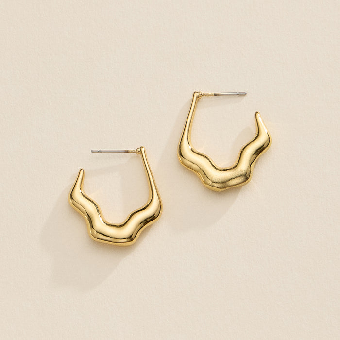 18K Gold-Dipped Organic Hoop Earrings – Sculptural Wavy Hoops in Gold & Silver