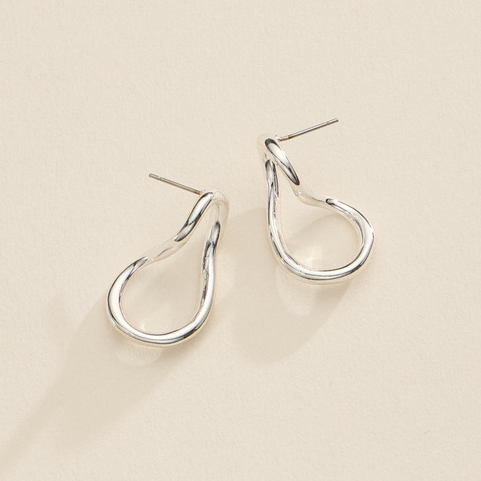 18K Gold-Dipped Fluid Teardrop Earrings – Sculptural Organic Hoops in Gold & Silver