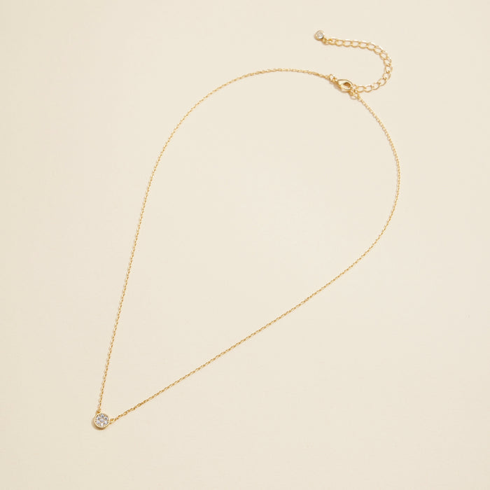 Small Circle Charm Gold Dip Short Necklace