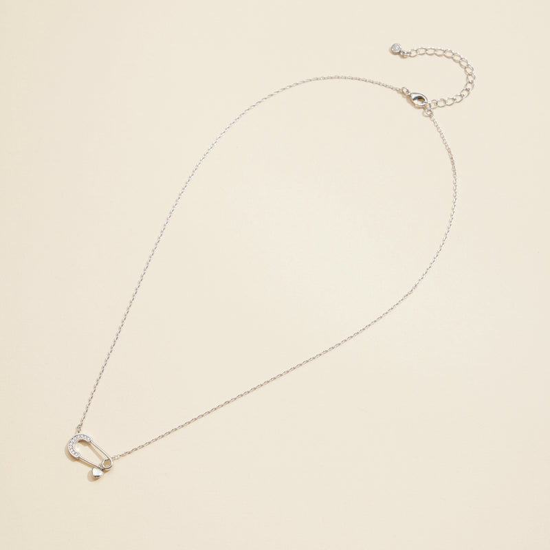 Safety Pin Charm Gold Dip Short Necklace