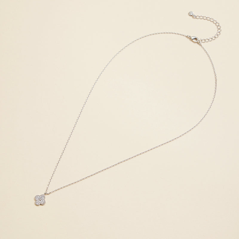 Clover Charm Gold Dip Short Necklace