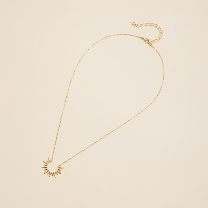 Sunburst Charm Gold Dip Short Necklace