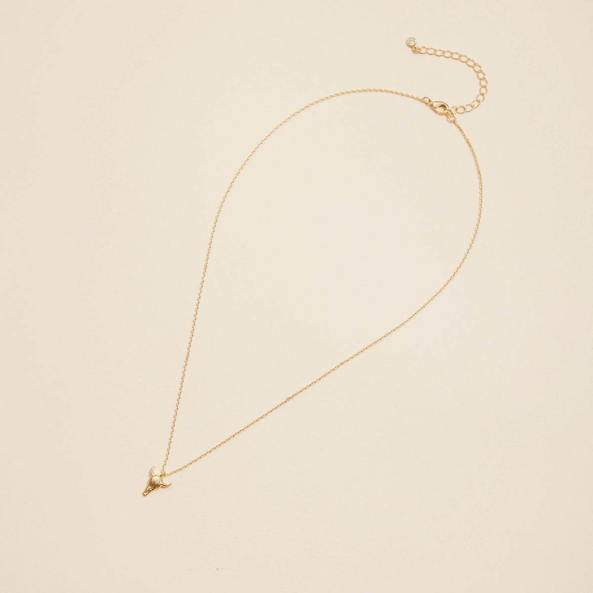 Longhorn Skull Charm Gold Dip Short Necklace