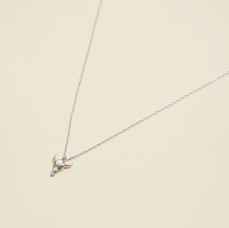 Longhorn Skull Charm Gold Dip Short Necklace