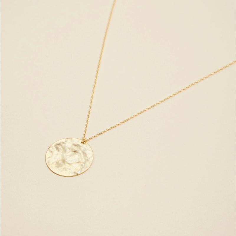 Hammered Round Charm Gold Dip Short Necklace
