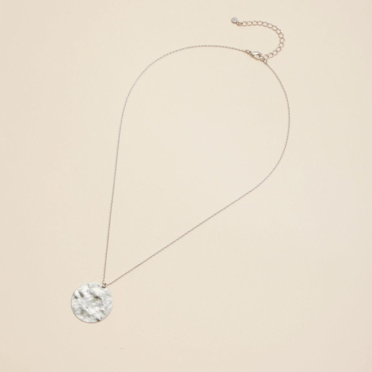Hammered Round Charm Gold Dip Short Necklace
