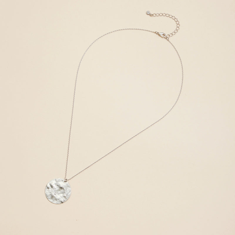 Hammered Round Charm Gold Dip Short Necklace