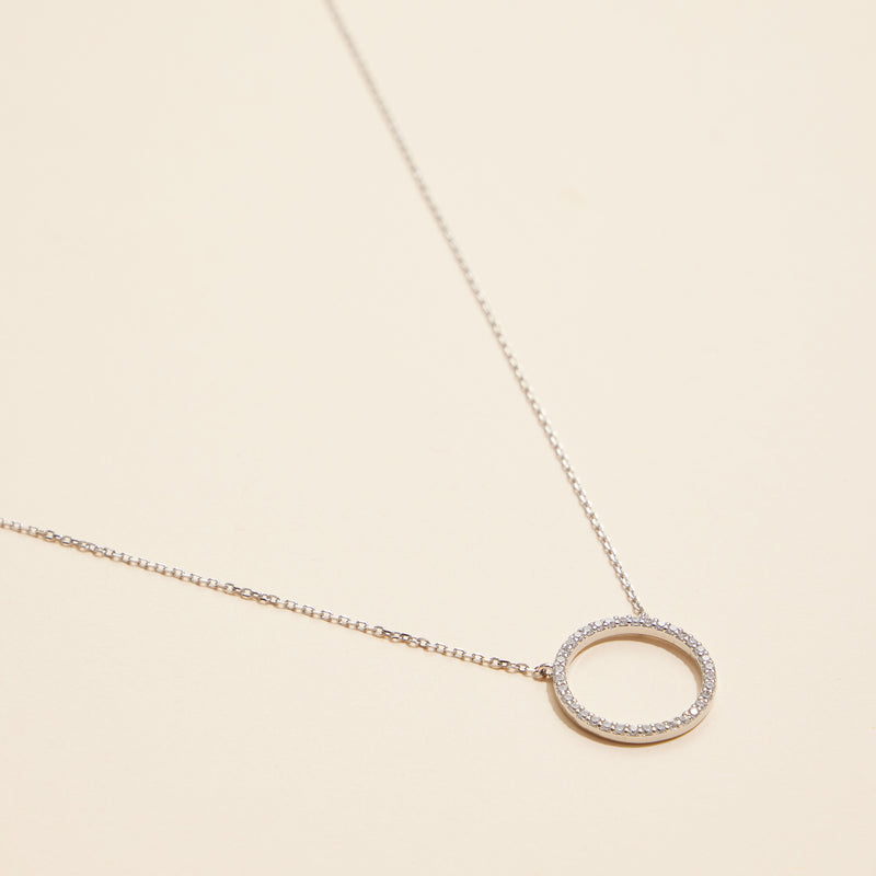 18K Circle Pendant Necklace