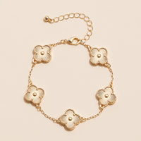 Clover Charms Basic Bracelet