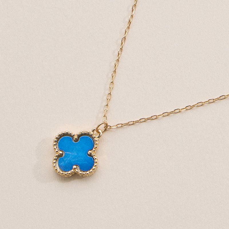 Shell Charm Pendant Necklace with Gold Chain