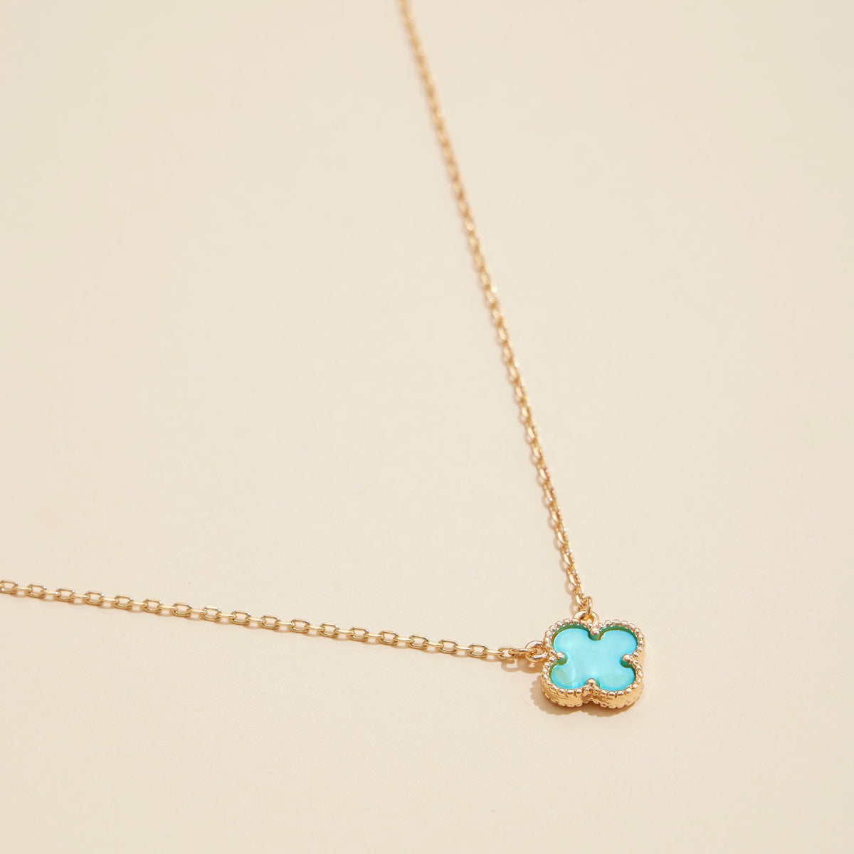 Shell Charm Pendant Necklace with Gold Chain