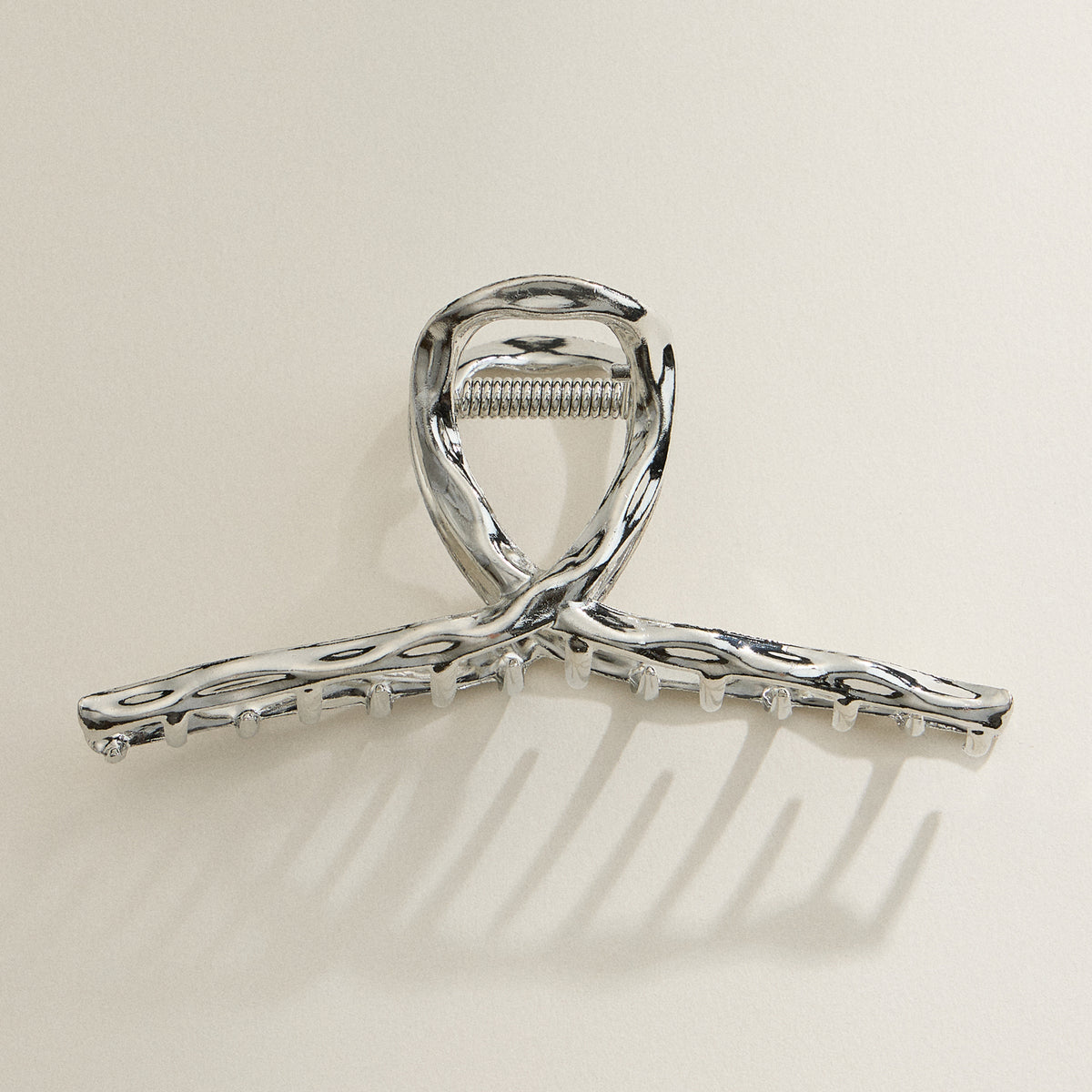Sculpted Metal Hair Claw Clip