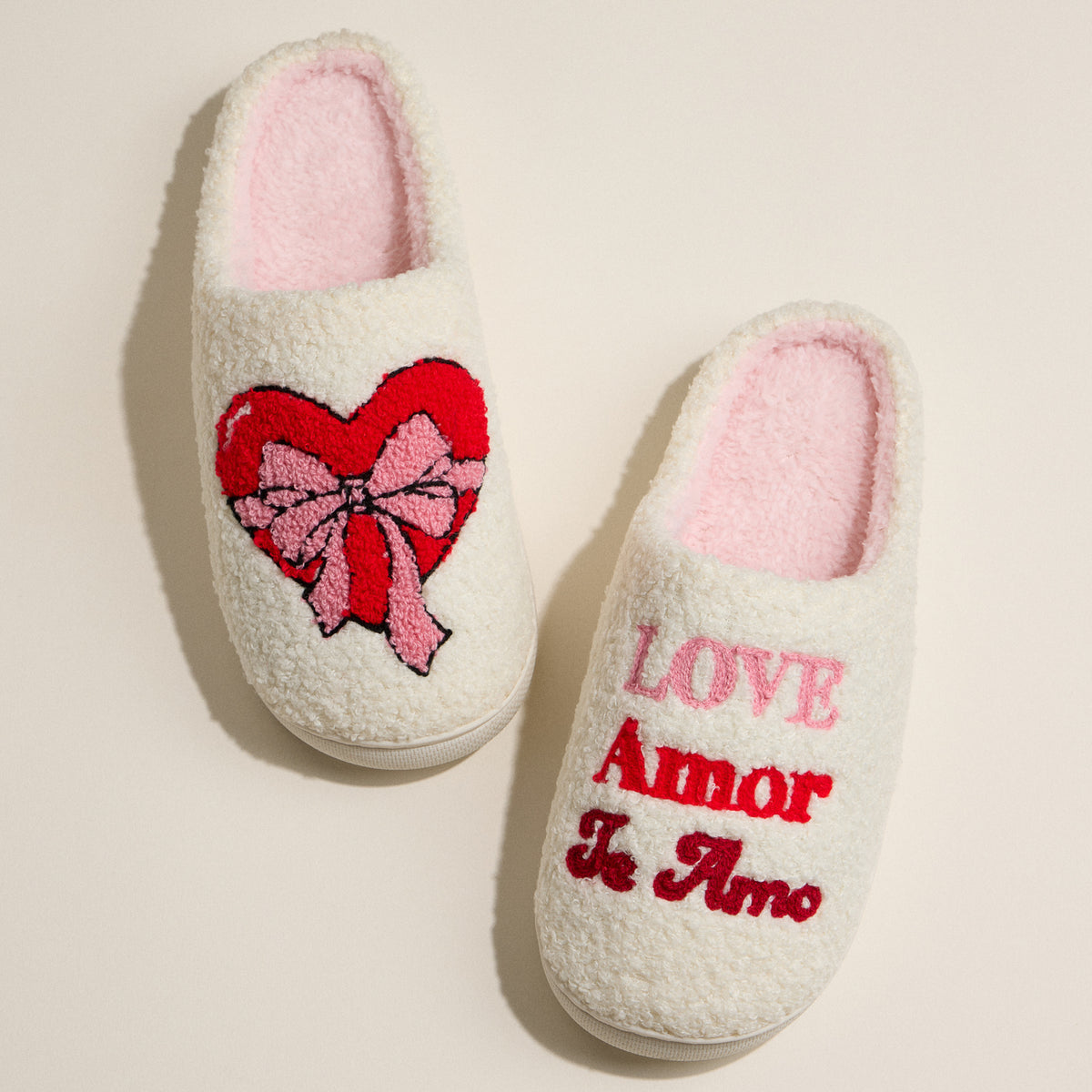 Love Amor Te Amo Heart Slippers