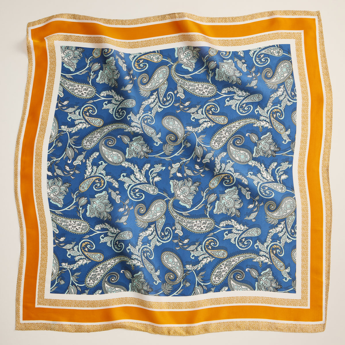 Retro Paisley Print Scarf – Classic Silk-Feel Square Scarf for a Timeless Look