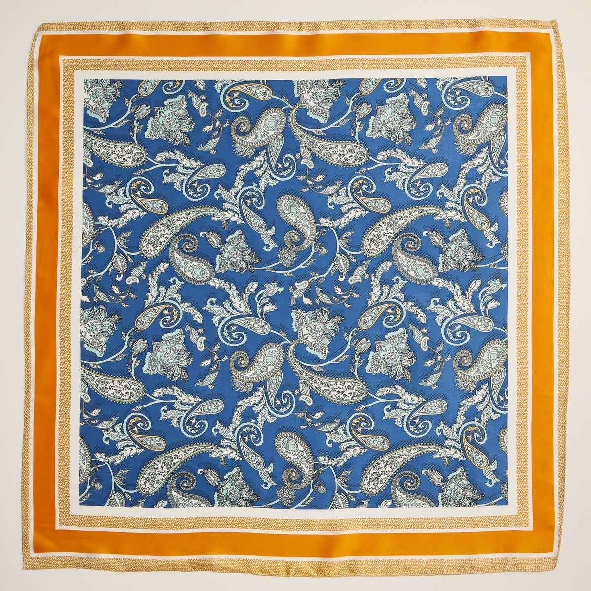Retro Paisley Print Scarf – Classic Silk-Feel Square Scarf for a Timeless Look