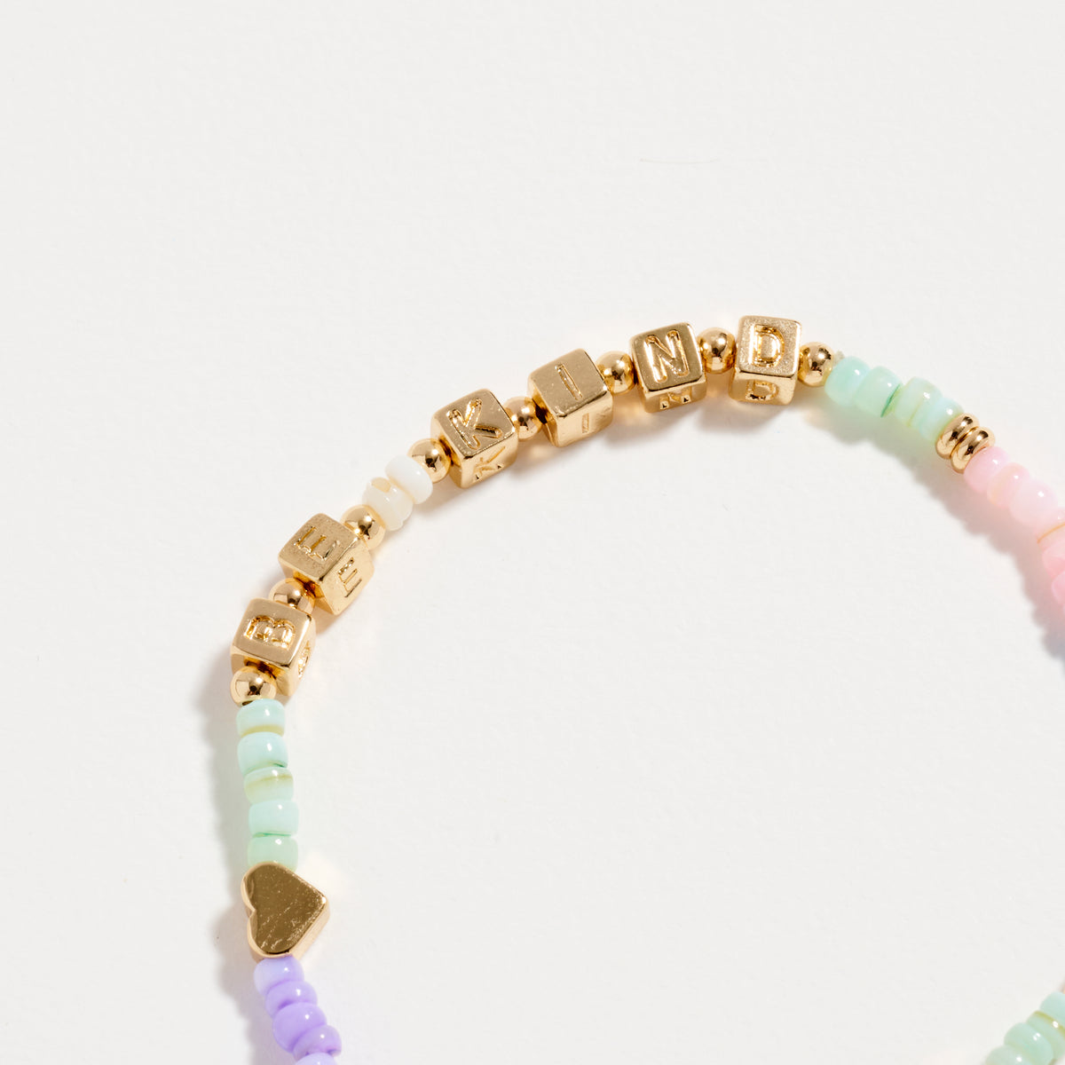 Gold Dipped Beaded “Be Kind” Bracelet with Gold Letter Cubes & Heart Accents – Inspirational Stretch Bracelet
