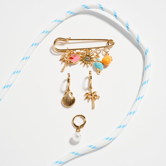 Coastal Charm Sneaker Shoelaces | Beach Charm Pin Set