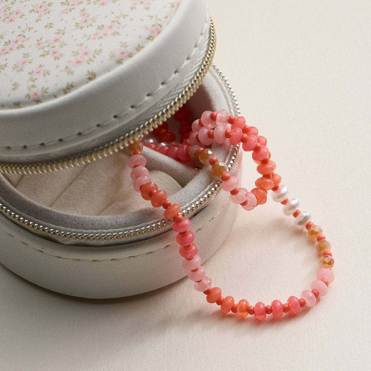 Faceted Glass Beaded Necklace with Gold Clasp