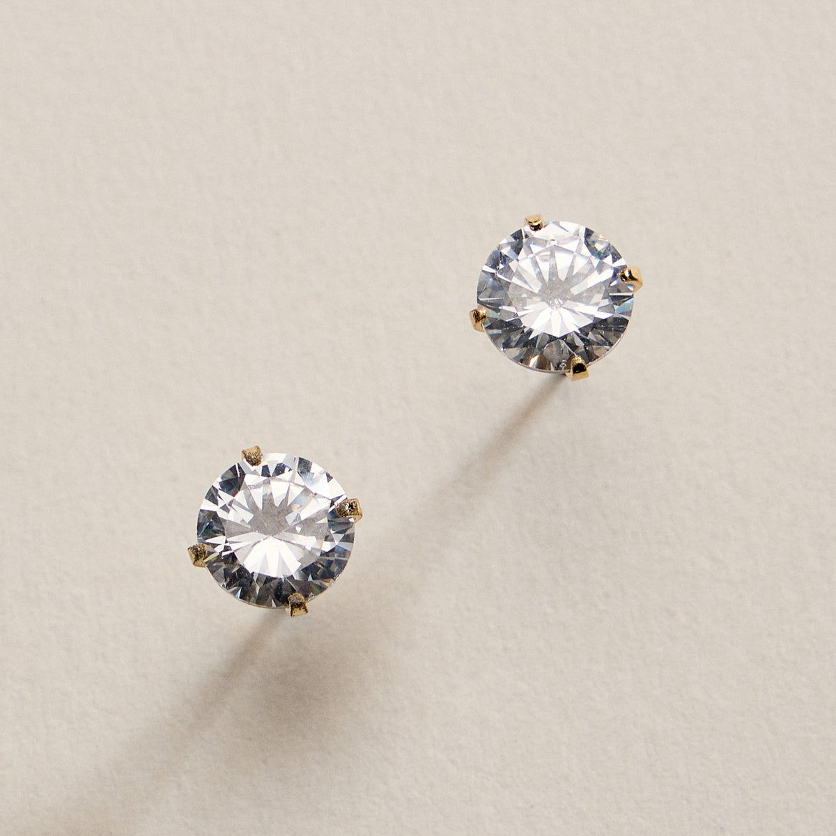 Gold Filled Round CZ Stud Earrings – Medium Size CZ