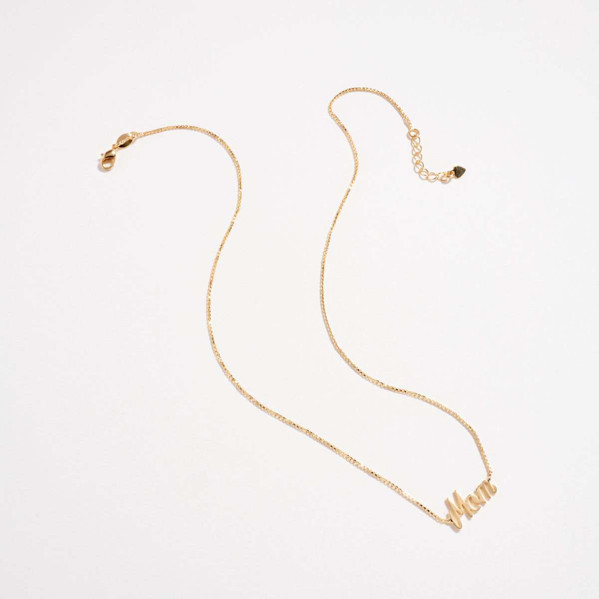 18K Gold Filled “Mom” Necklace – Dainty Script Pendant Chain, Made in Brazil