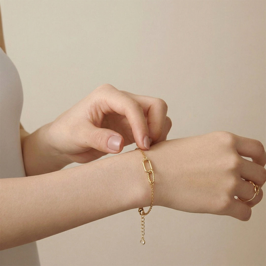 18K Gold Filled Link Accent Bracelet