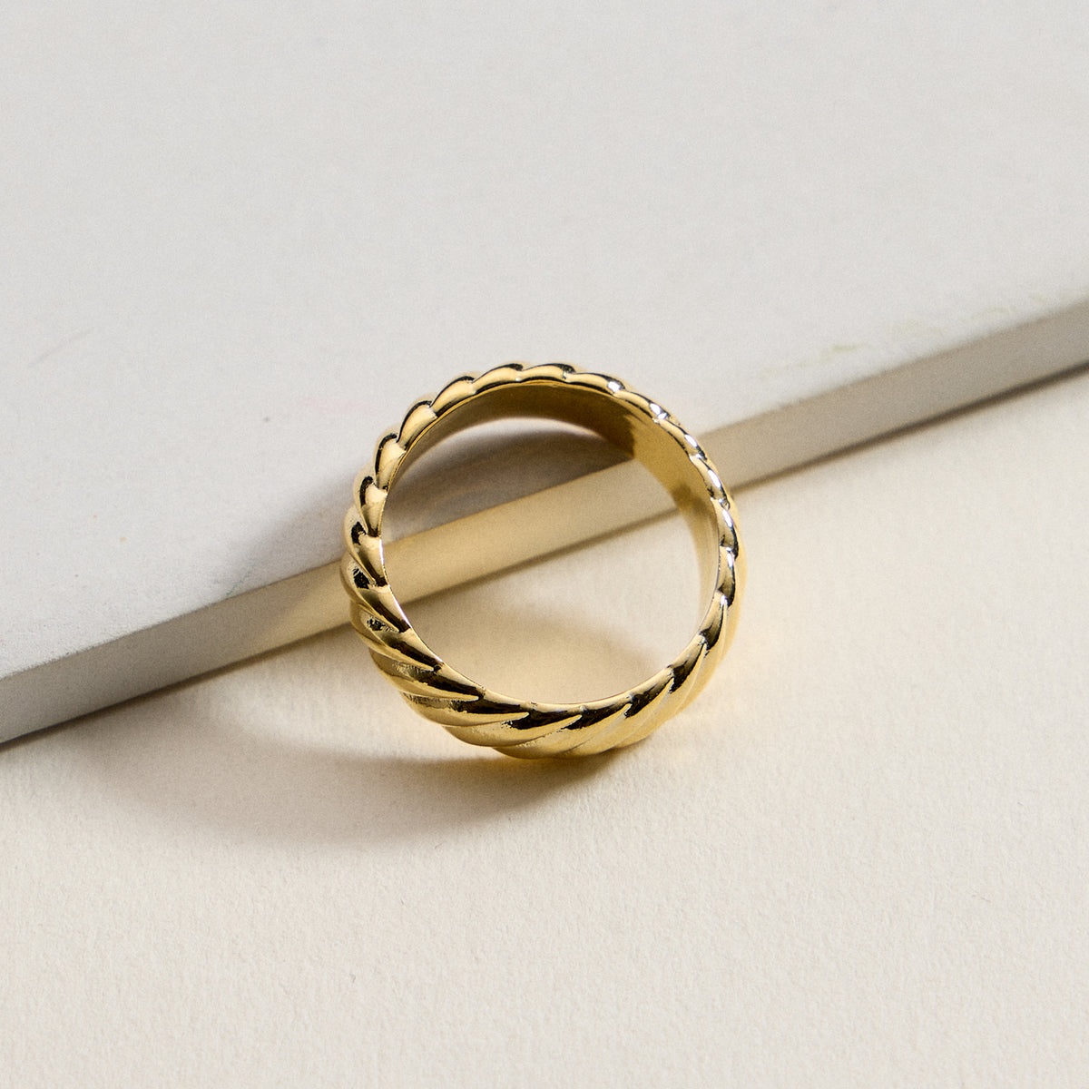 Gold Filled Twisted Rope Band Ring – Vintage Textured Statement Ring – Made in Korea