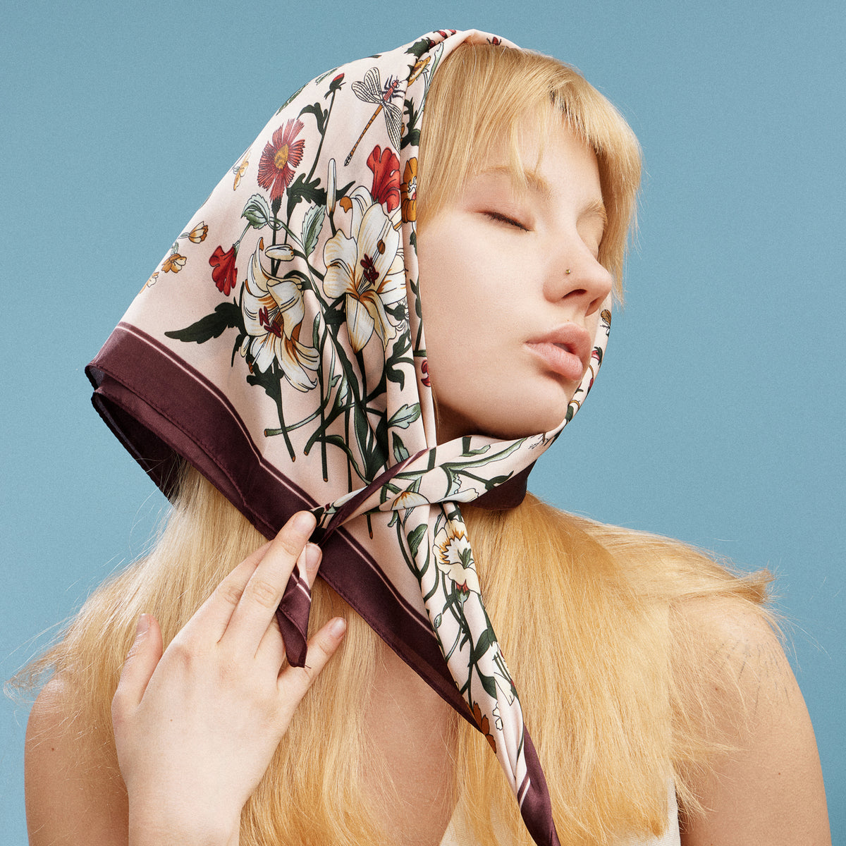 Vintage Botanical Floral Square Scarf – Elegant Garden Print Satin Neck & Hair Scarf