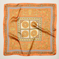 Classic Baroque Square Scarf – Vintage Gold Chain & Ornate Scroll Print Satin Headscarf