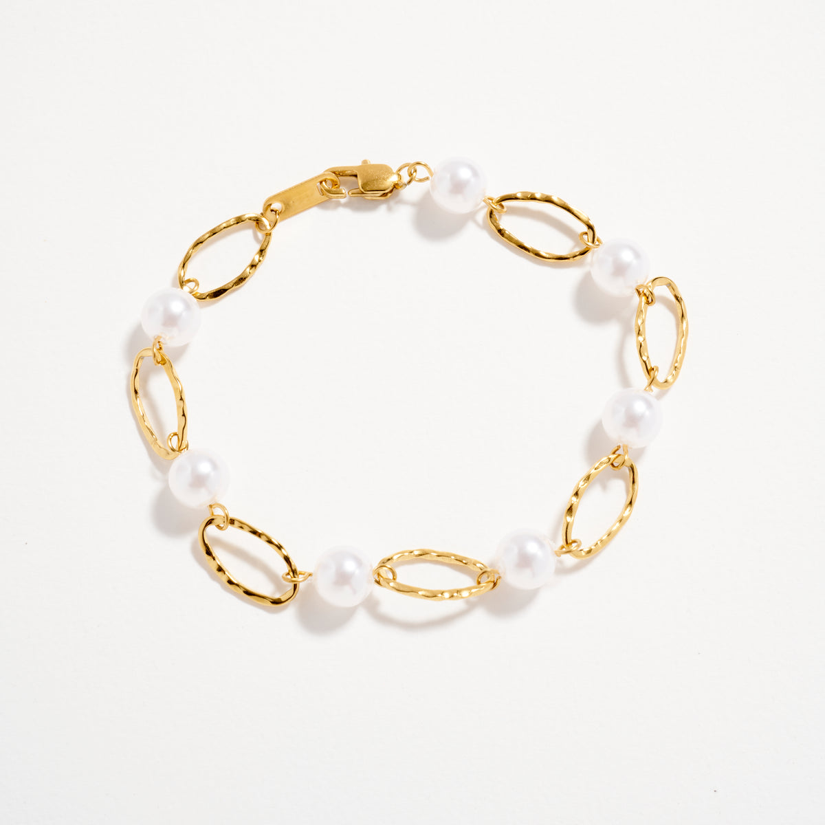 Gold-Tone Pearl Link Bracelet – Elegant Textured Chain Bracelet with Imitation Pearls
