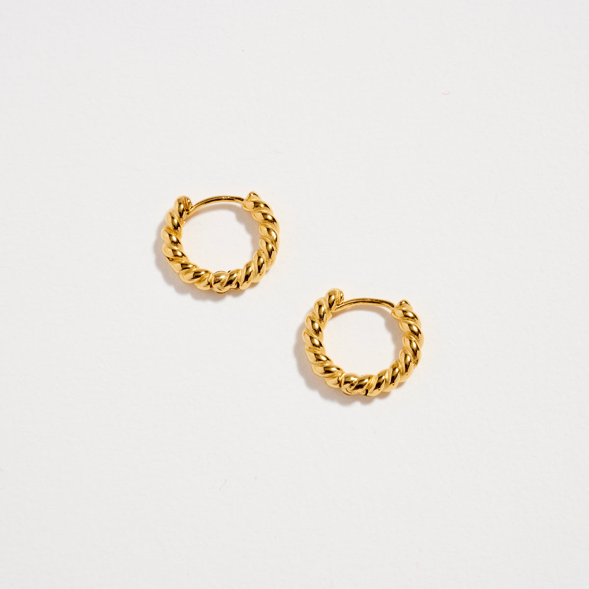 Stainless Steel Twisted Rope Hoop Earrings – Hypoallergenic & Tarnish Free