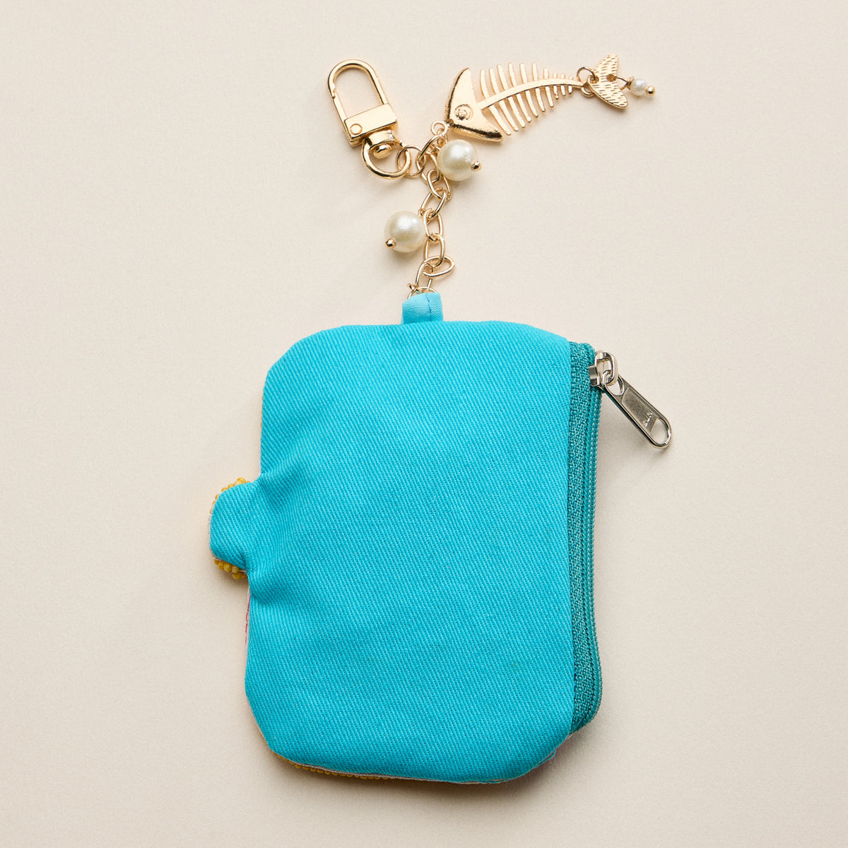 Beaded Sardine Coin Purse Keychain – Handmade Bead Embellished Zipper Pouch with Charm