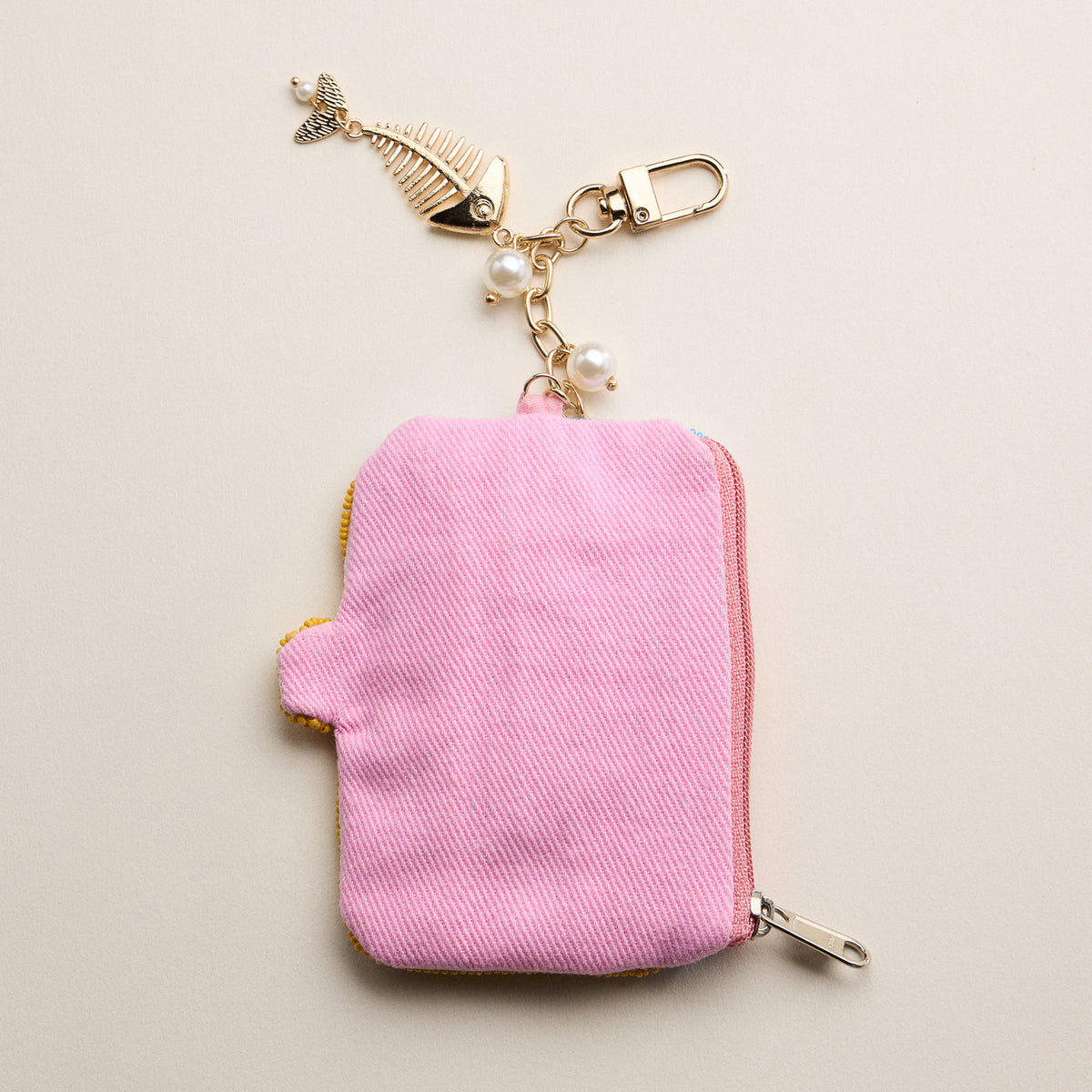 Beaded Sardine Coin Purse Keychain – Handmade Bead Embellished Zipper Pouch with Charm