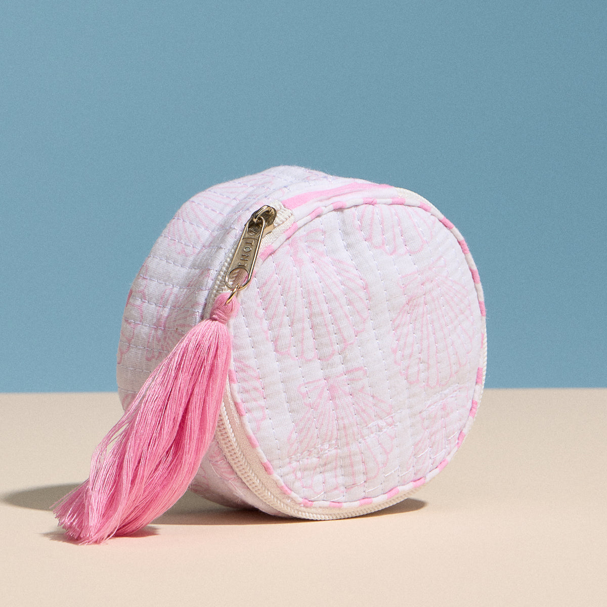Pink Quilted Seashell Round Coin Pouch – Zipper Coin Purse with Tassel