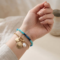 Beaded Shell Charm Bracelet for Women – Multicolor Bead Bracelet with Pearl & Gold Charms