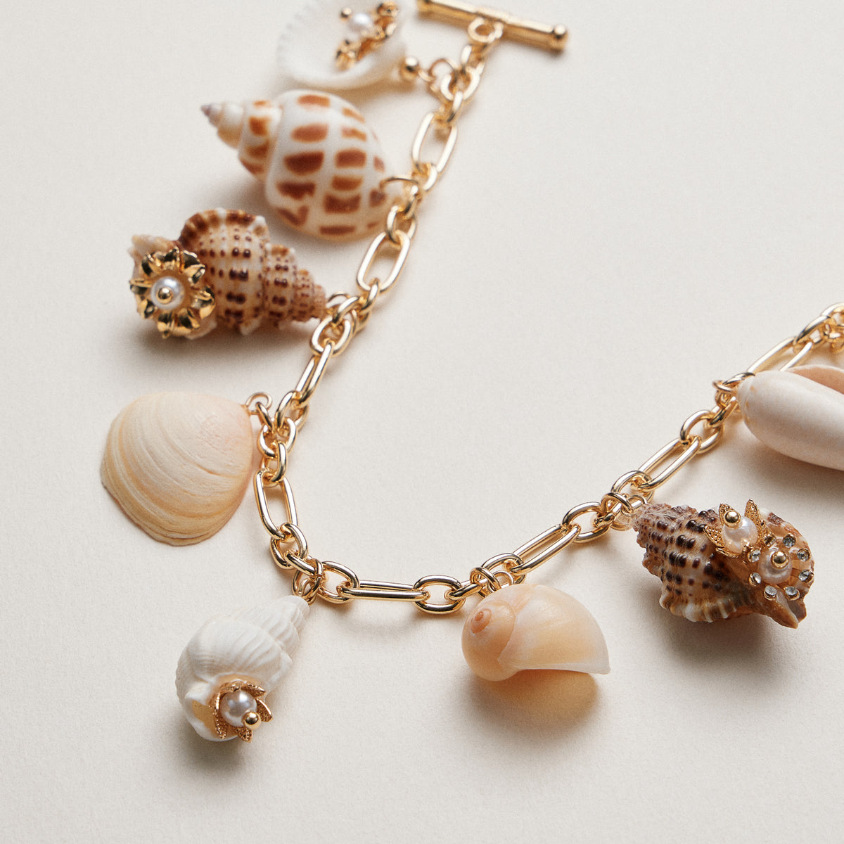 Seashell Charm Bracelet | Pearl & Silver Chain Jewelry