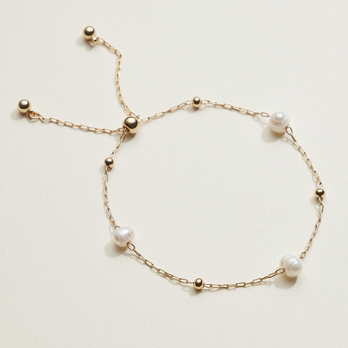 Freshwater Pearl Orbit Bolo Bracelet | Pearl Jewelry