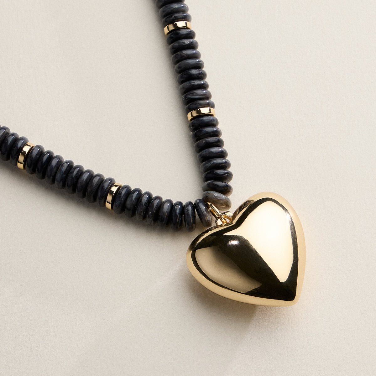 Gold Heart Pendant Beaded Necklace – Colorful Stone Choker with Adjustable Chain