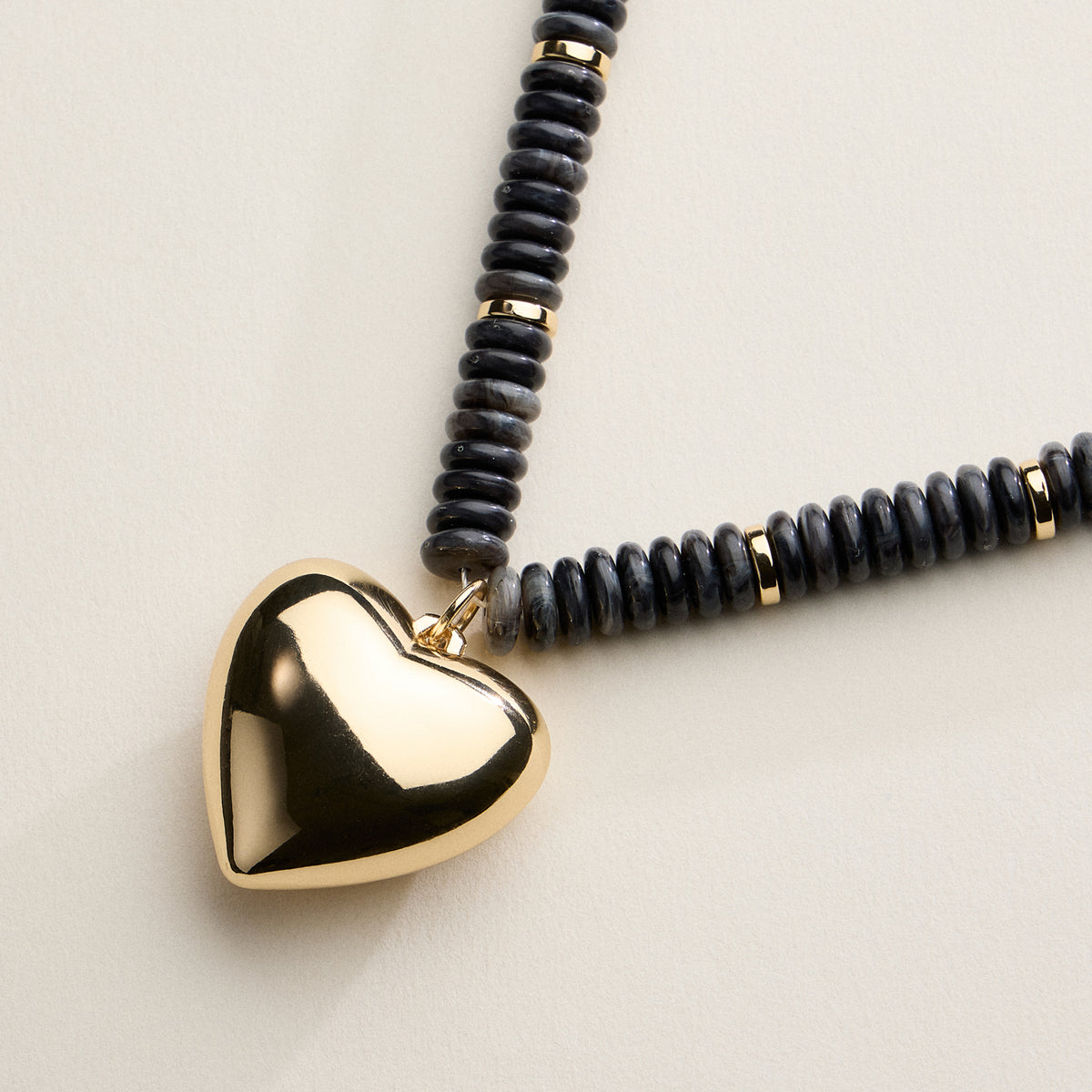 Gold Heart Pendant Beaded Necklace – Colorful Stone Choker with Adjustable Chain