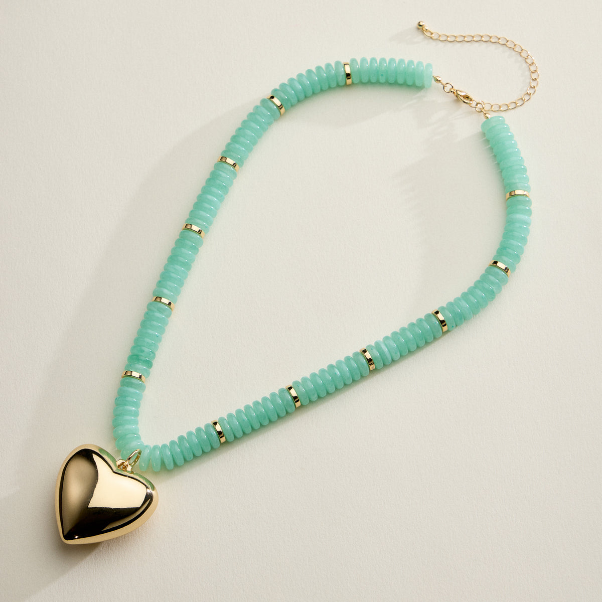 Gold Heart Pendant Beaded Necklace – Colorful Stone Choker with Adjustable Chain