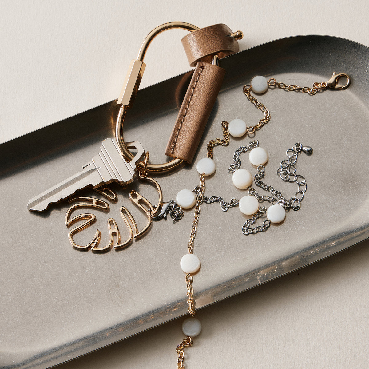 Minimal Chain Anklet with White Beads – Delicate Everyday Anklet