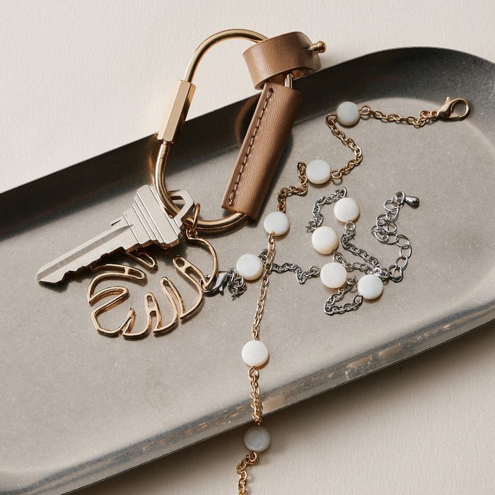 Minimal Chain Anklet with White Beads – Delicate Everyday Anklet