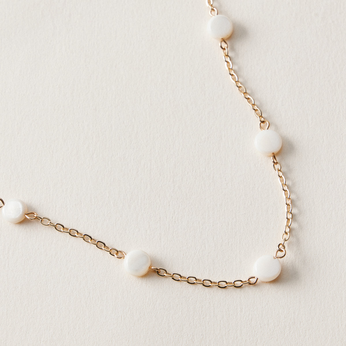 Minimal Chain Anklet with White Beads – Delicate Everyday Anklet