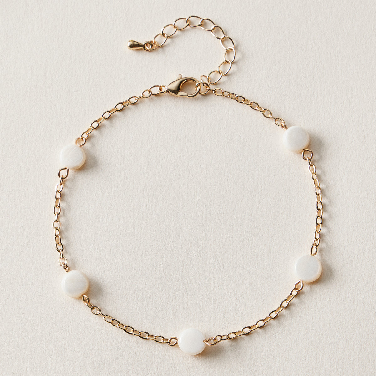 Minimal Chain Anklet with White Beads – Delicate Everyday Anklet