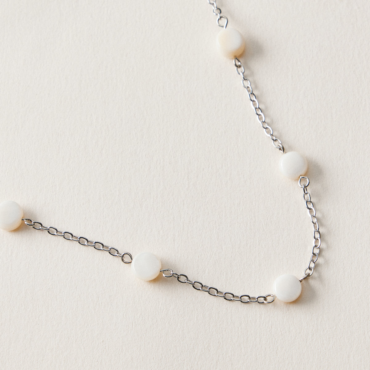 Minimal Chain Anklet with White Beads – Delicate Everyday Anklet