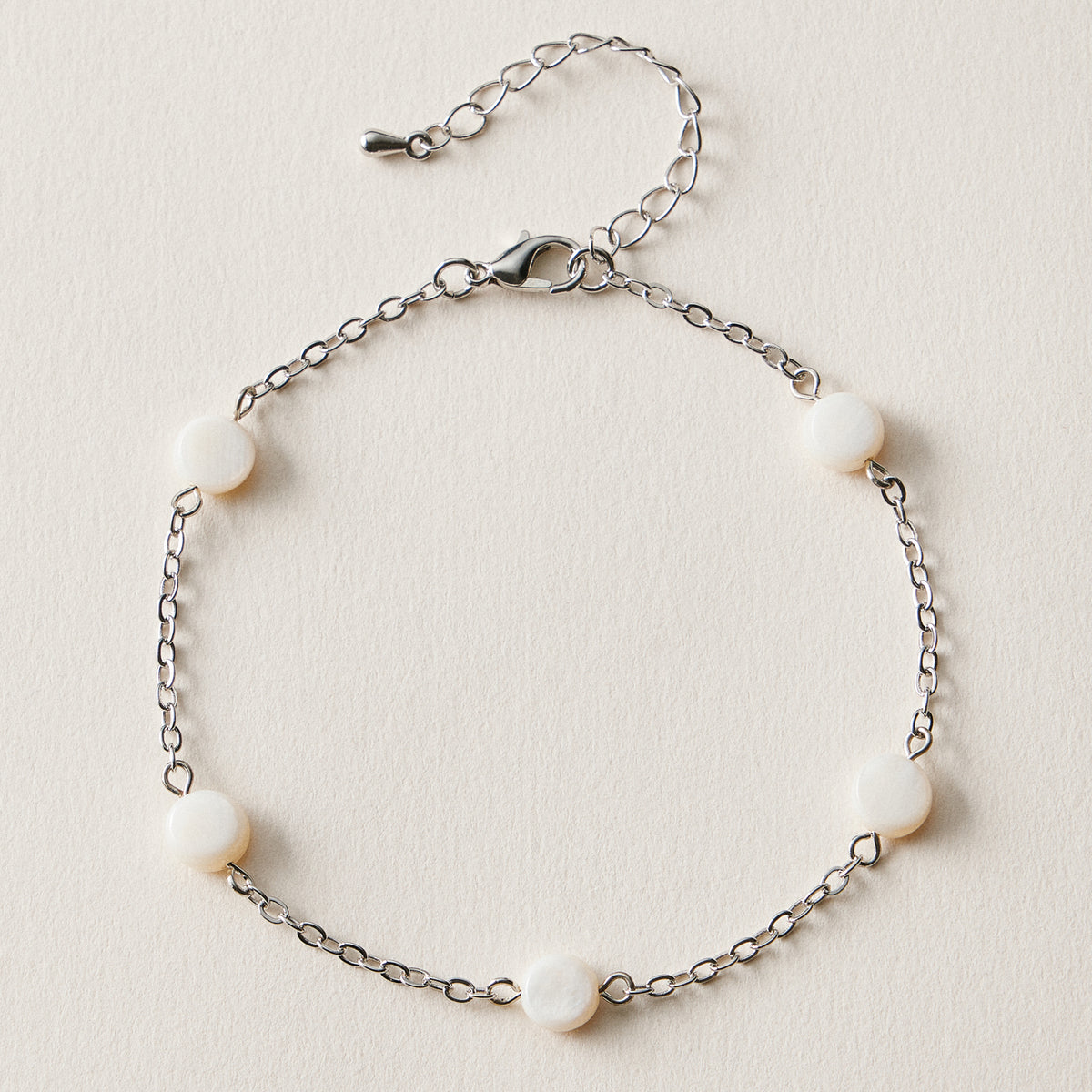 Minimal Chain Anklet with White Beads – Delicate Everyday Anklet