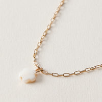 Flower Charm Chain Anklet – Minimal White Flower Anklet