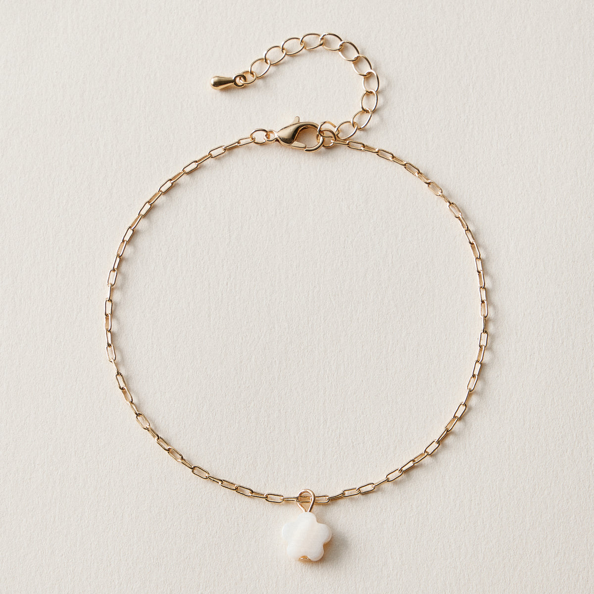 Flower Charm Chain Anklet – Minimal White Flower Anklet